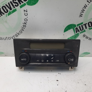 Ovládač kúrenia Renault Laguna II 8200264425-D