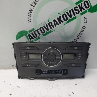 Ovládač kúrenia Toyota Auris 55900-02221
