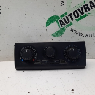 Ovládač kúrenia Škoda Fabia II 5J0820045