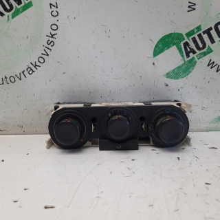 Ovládač kúrenia Seat Ibiza 6L0819045