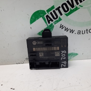 Riadiaca jednotka pravé zadné dvere Audi A4 B8 8K0959795F