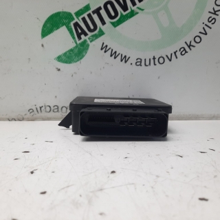 Riadiaca jednotka ručnej brzdy Audi A4 B8 8K0907801H A2C53369554