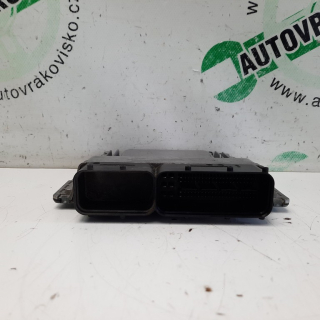 Riadiaca jednotka motora Ford Fiesta MK7 8A61-12B565-AH