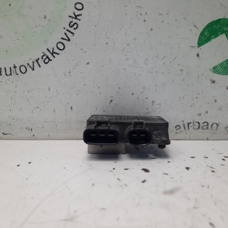 Riadiaca jednotka regulátor ventilátora Toyota Auris 89257-12010 499300-3341