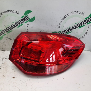Zadné svetlo Opel Astra J ST pravé