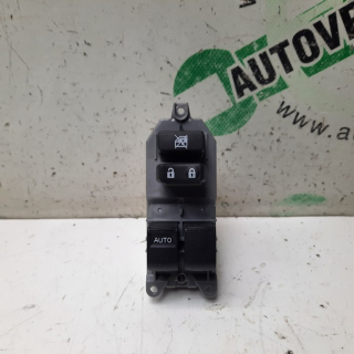Vypínač okna vodič Toyota Auris