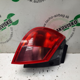 Zadné svetlo Mitsubishi Colt ľavé