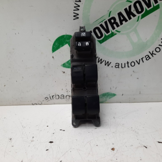 Vypínač okna vodič Toyota Auris
