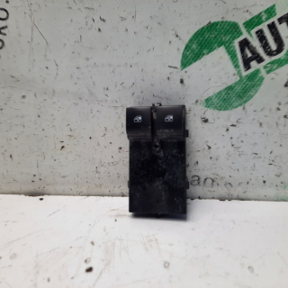 Vypínač okna vodič Opel Astra J 13305978