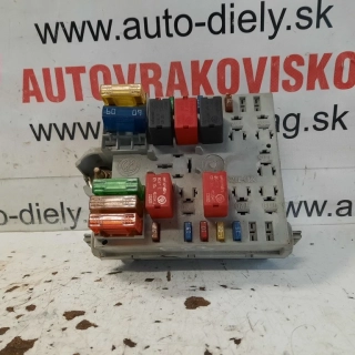 Poistková skrinka Fiat Punto II 1.2 46835589