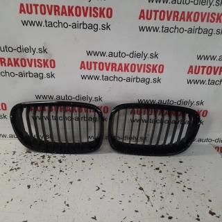 Predná mriežka maska kapoty BMW 1 F20