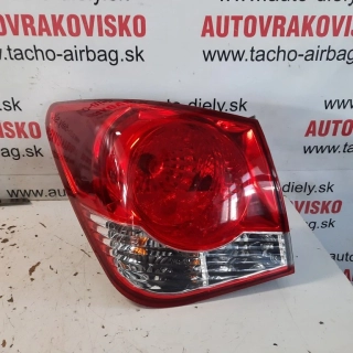 Zadné svetlo lavé blatník Chevrolet Cruze