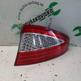 Zadné svetlo Ford Mondeo MK4 HB pravé vonkajšie