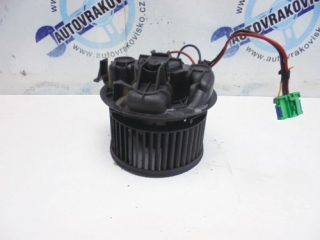 Motorček kúrenia Renault Megane II 030911X
