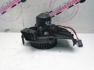 Motorček kúrenia Opel Corsa C 90535114