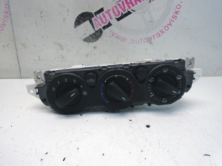 Ovládač kúrenia Ford Focus II 7M5T-18549-AA
