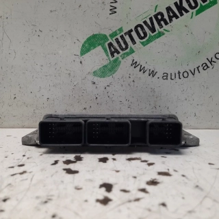 Riadiaca jednotka motora Renault Megane III 1.6 237100644R